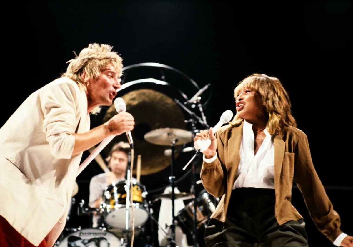 Tina Turner & Rod Stewart - Live