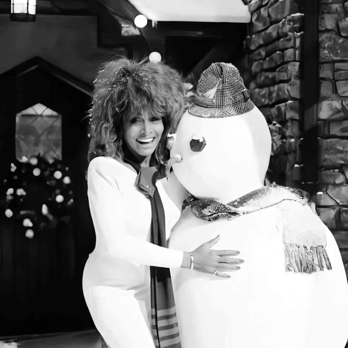 Tina Turner - Max Headroom’s Giant Christmas Turkey - TV